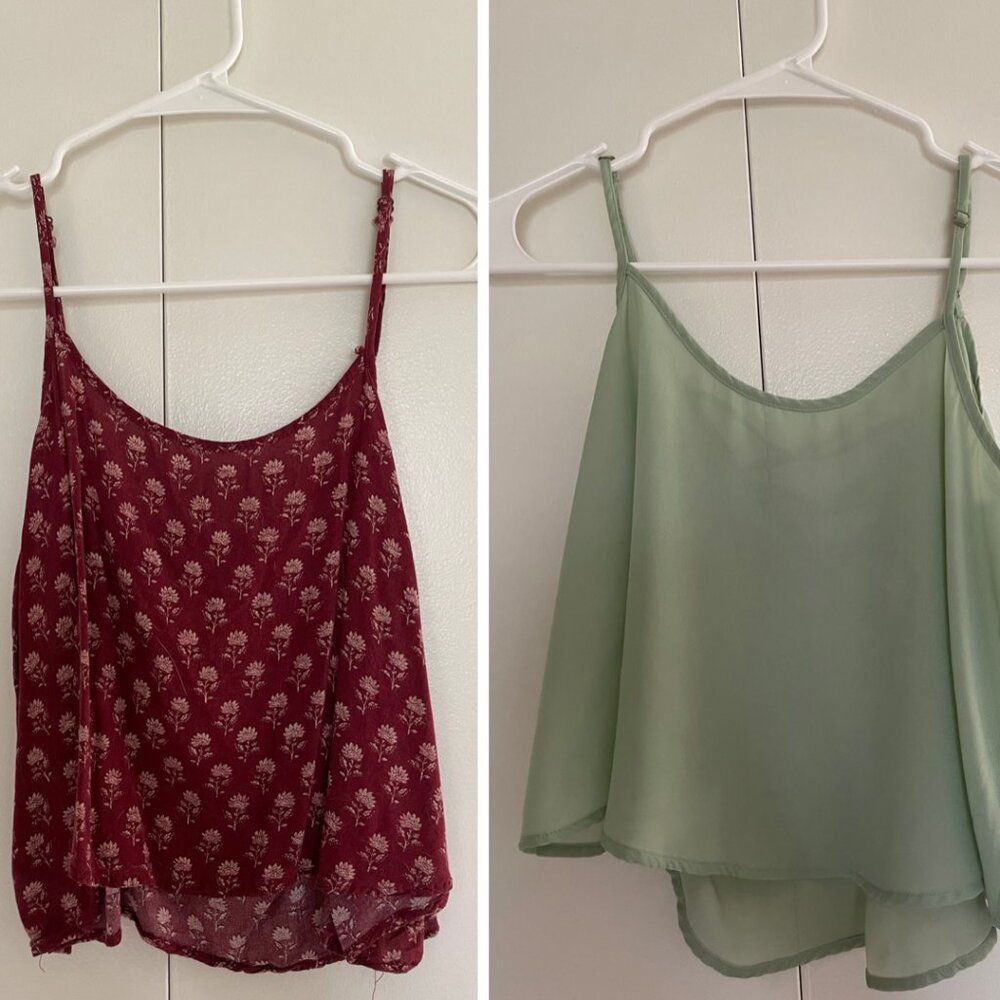Bundle of 2 Cute Size M Summer Crop Tops